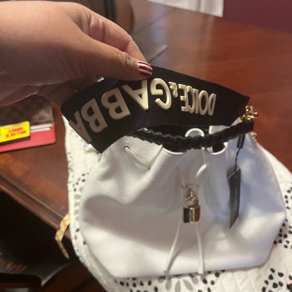 Like new I added the strap it’s an original Dolce and Gabbana strap.